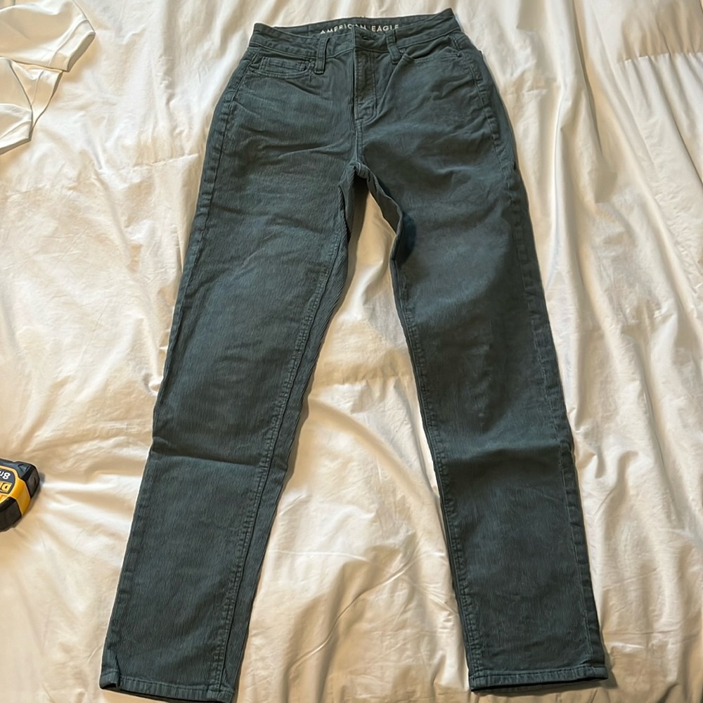 American Eagle mom straight cords